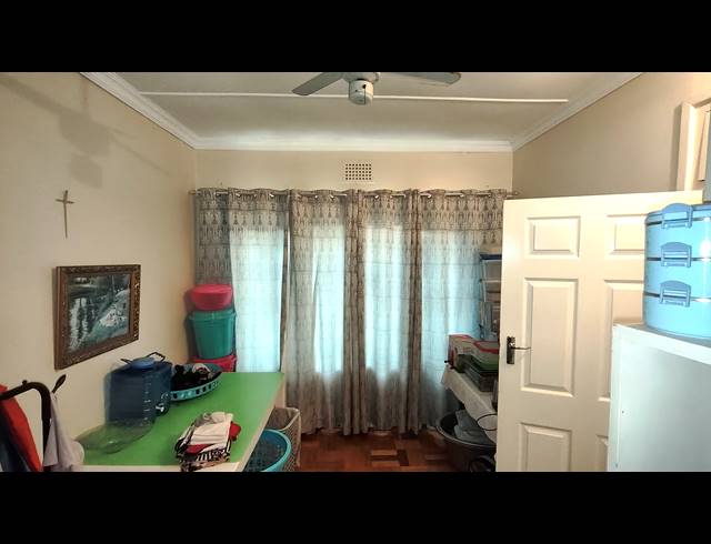 4 BEDROOM HOUSE FOR SALE IN DAWNCLIFFE